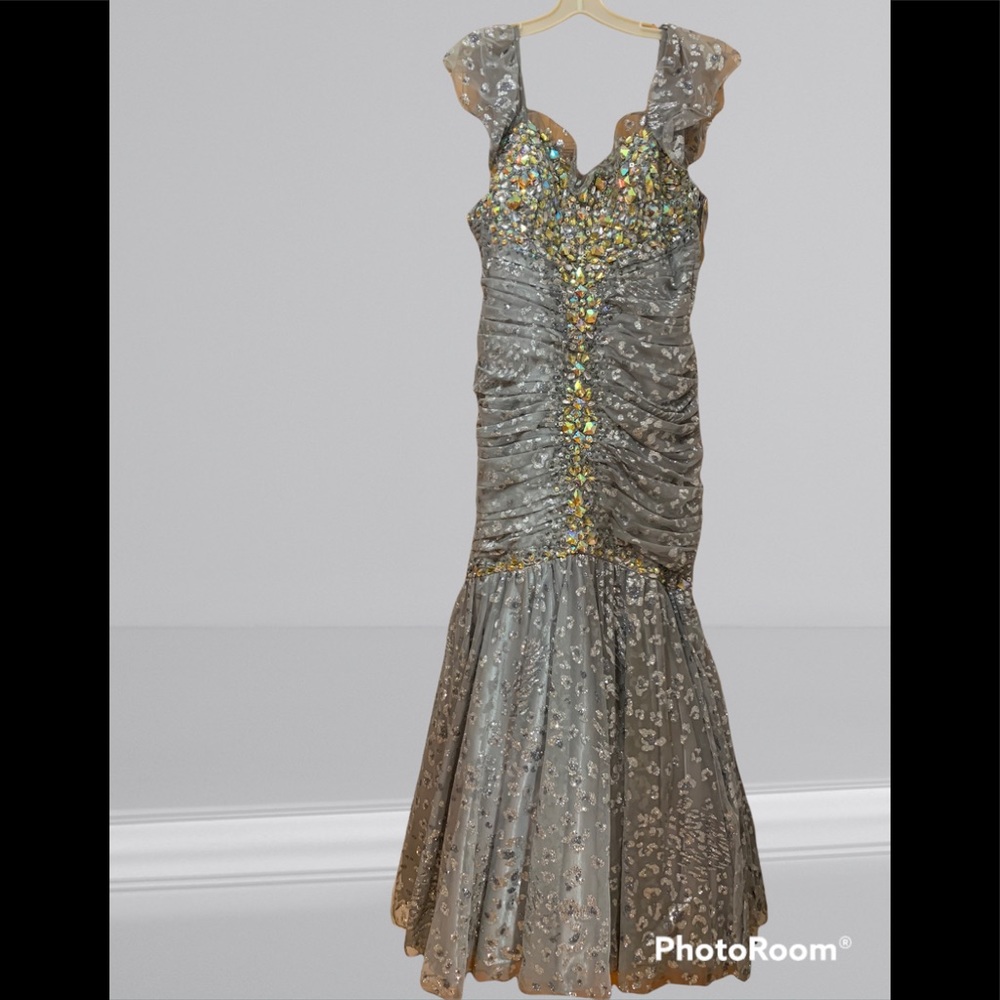 🎉 HP 🎉Jovani Formal Embellished Lace Mermaid Dress sz 16